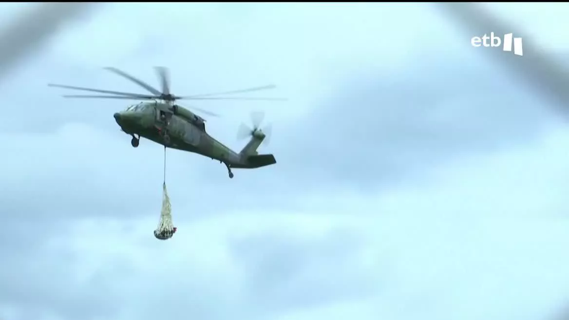 Los cuatro menores fueron encontrados por la guardia indígena en medio de la selva colombiana. Estaban desnutridos, con sus ropas rasgadas y los zapatos rotos. Sobrevivieron gracias a la pericia y a los conocimientos ancestrales que trasladaron a Lesly, una niña indígena de 13 años.
