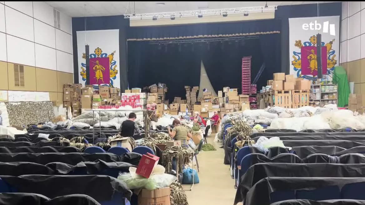 Con el avance del ejército ucraniano, decenas de miles de desplazados esperan buenas noticias para poder regresar a sus casas. Lo hemos comprobado en la ciudad de Zaporiyia, autentica capital de los desplazados de Ucrania.