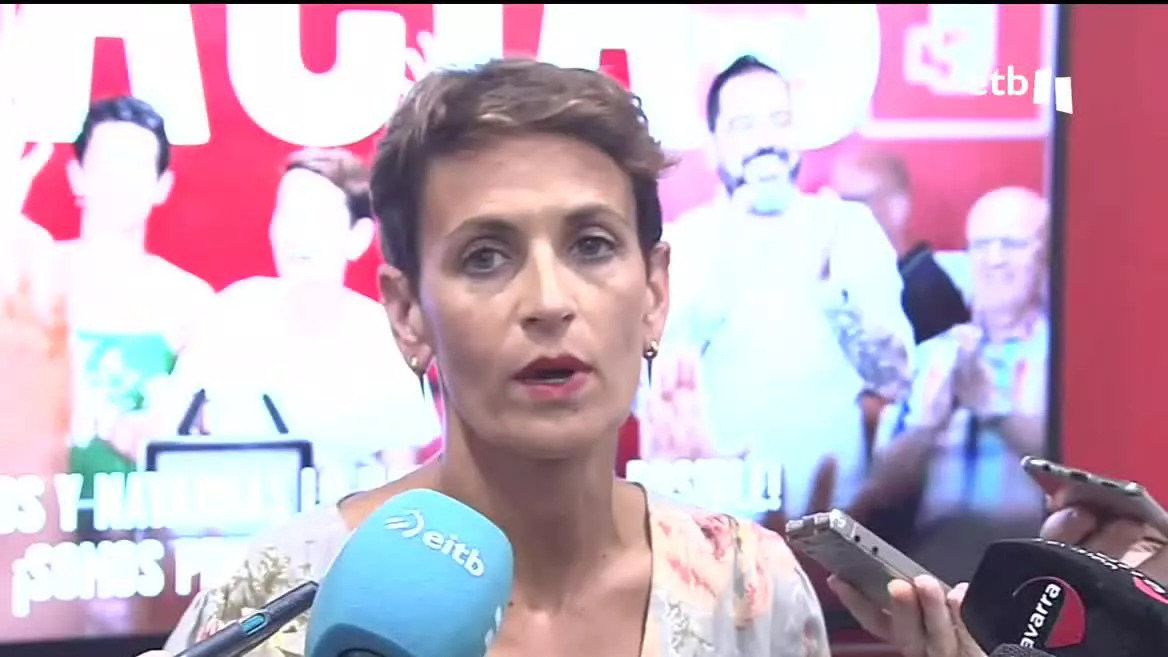 La líder de los socialistas navarros, María Chivite, ha anunciado que retoma la tarea pendiente de alcanzar un acuerdo de gobierno con Geroa Bai y Contigo Navarra y que lo hace reforzada por los resultados de anoche.