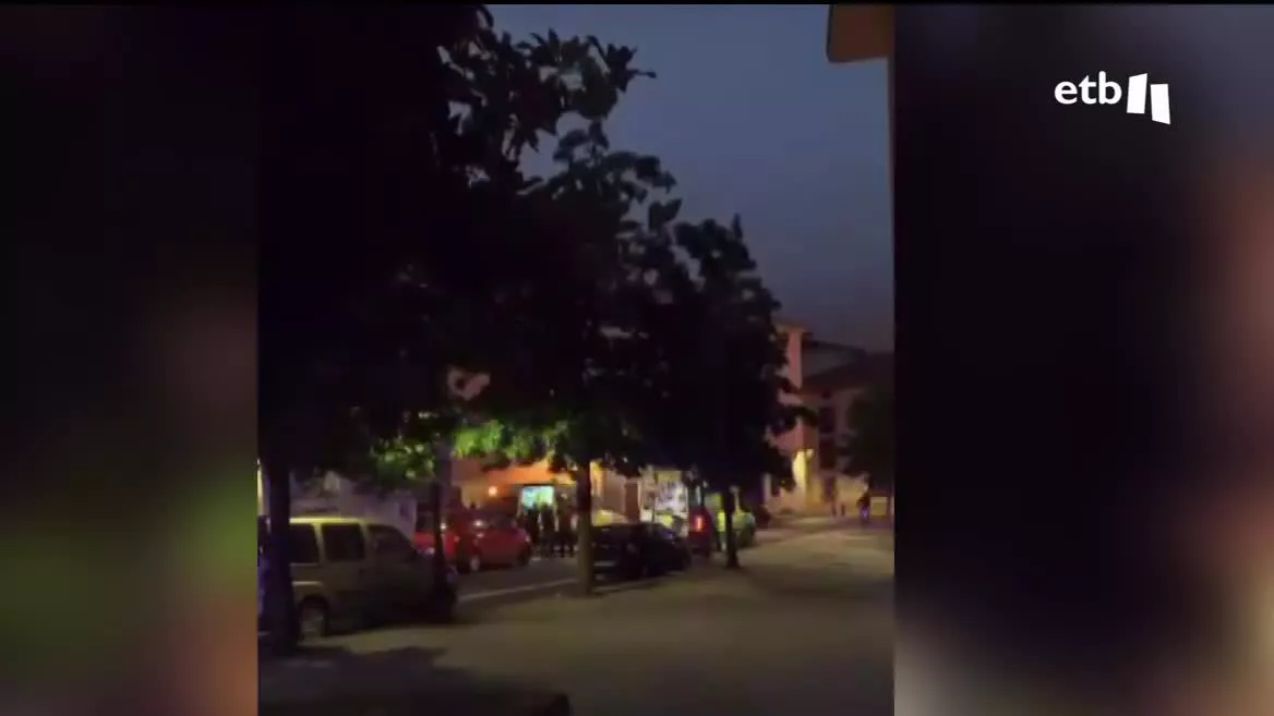 El presunto autor de los disparos es un vecino de la localidad, de 39 años, que se encuentra detenido. Hay dos heridos en el suceso.
