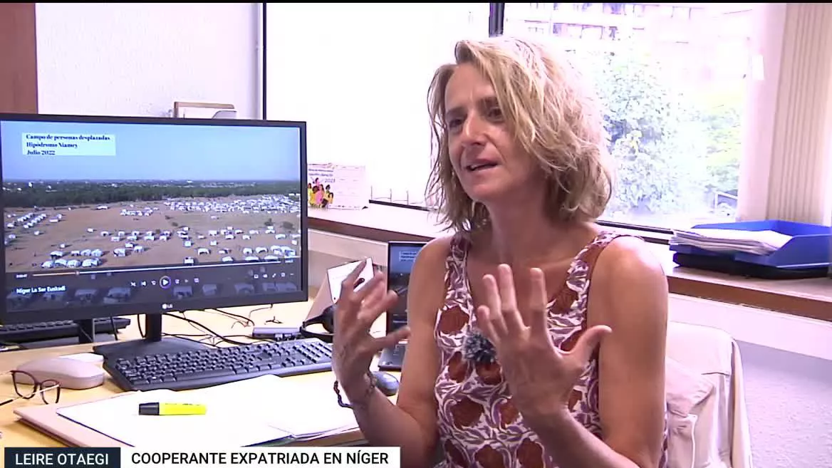 Leire Otaegi, cooperante en el país hasta mayo, ha explicado que la Unión Europea, Rusia y varios grupos militares africanos tienen intereses cruzados por los recursos del país, sobre todo, uranio y oro.