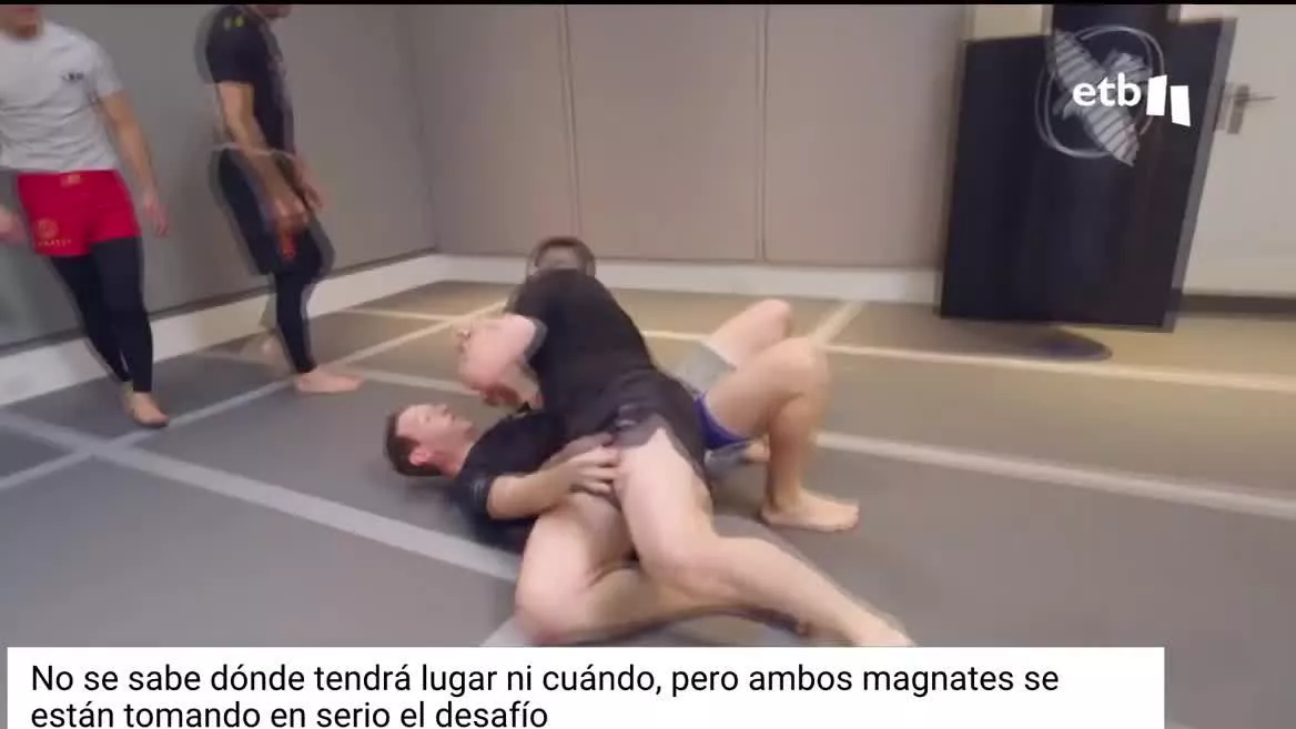 La burbuja se ha ido inflando y parece que habrá combate. El dinero recaudado se destinará a los veteranos de guerra. Se desconoce la fecha pero la lucha física entre ambos multimillonarios podría ser inminente.