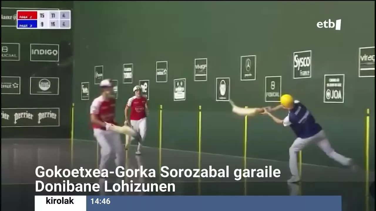 Johanen eta Porteten aurka erdietsi zuten garaipena. Lehenengo setean aise nagusitu ziren gorriak 15 eta 8. Bigarrenean ordea, partida nabarmen estutu zen eta berdintzea lortu zuten urdinek.