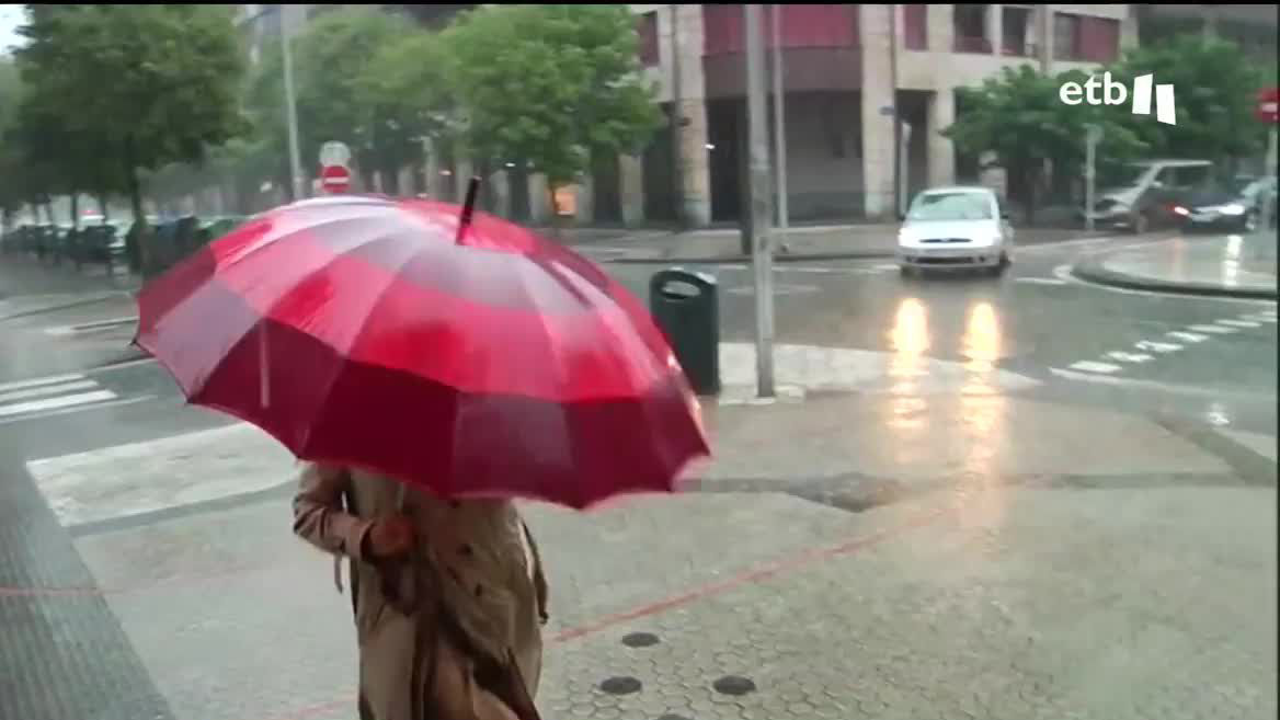 El último lunes de agosto es el primer día de trabajo para muchos. Al bajón por terminar las vacaciones, hay sumarle la lluvia y el frío que hemos tenido.