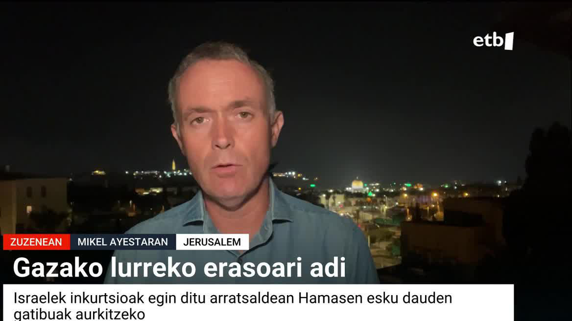 EITBk Jerusalemen duen korrespontsalak gogorarazi du Israelek ez duela korridore humanitarioa zabaldu eta ihes egin duten herritarrek bonben artean egin behar izan dutela.