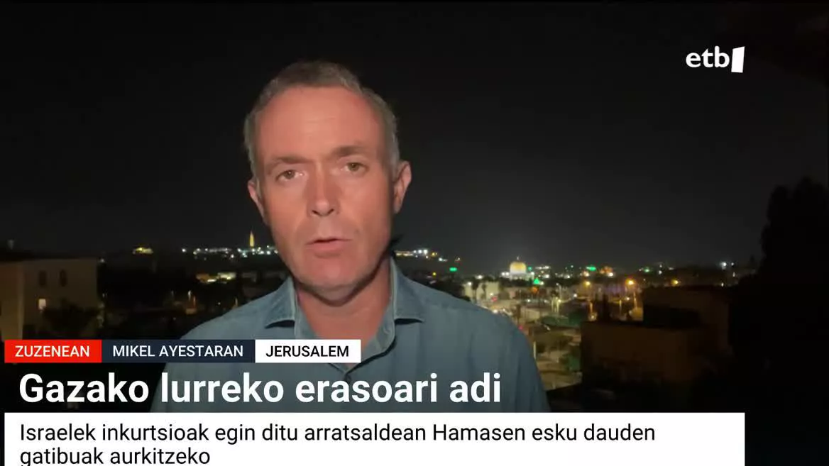 EITBk Jerusalemen duen korrespontsalak gogorarazi du Israelek ez duela korridore humanitarioa zabaldu eta ihes egin duten herritarrek bonben artean egin behar izan dutela.