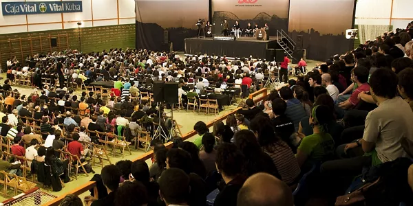 Campeonato de Bertsolarismo de Euskal Herria. Foto: Galder Izagirre (Xenpelar dokumentazio zentroa)