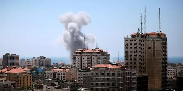 Gaza, bonba artean. Argazkia: EFE.