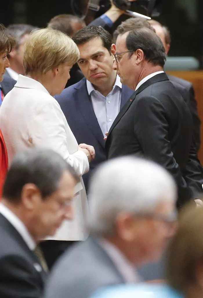 tsipras merkel hollande grezia efe