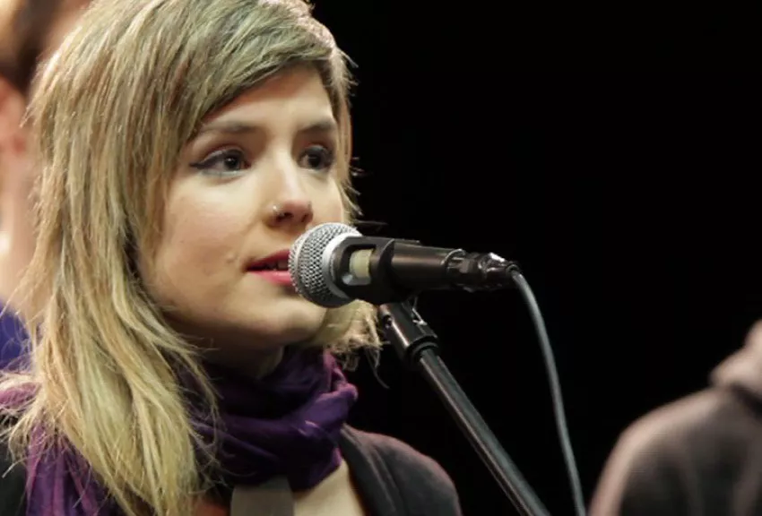 Alaia Martin, Hendaian