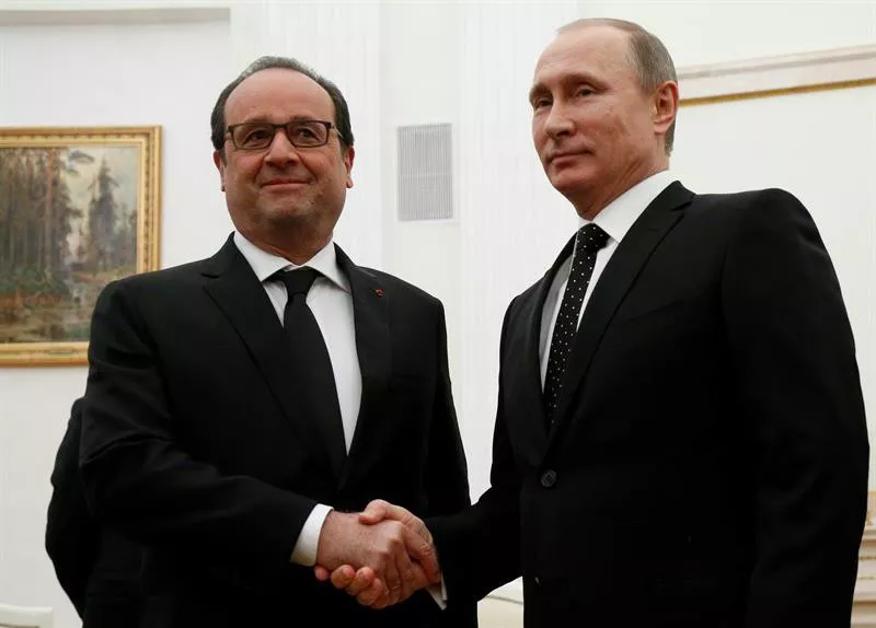 François Hollande y Vladimir Putin. Foto: EFE