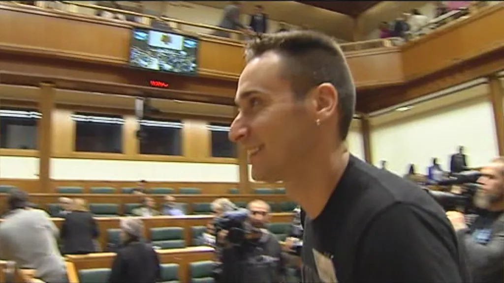 Iker Casanova legebiltzarkidea. EiTB