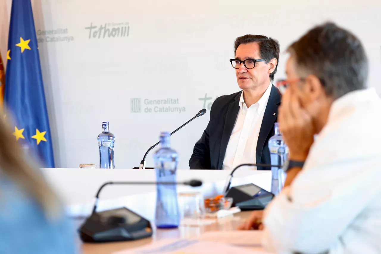 ARNES, 30/08/2025.- El presidente de la Generalitat, Salvador Illa, encabeza la segunda jornada de la III Reunión de Gobierno, que se celebra en Arnes. Cataluña inicia el nuevo curso político, el segundo de Salvador Illa al frente de la Generalitat, que estará marcado por la negociación de la financiación singular, el posible retorno del expresident Carles Puigdemont y la consolidación de un ejecutivo con minoría parlamentaria capaz de aprobar presupuestos. EFE/ Rubén Moreno/Generalitat De Cataluña SOLO USO EDITORIAL/SOLO DISPONIBLE PARA ILUSTRAR LA NOTICIA QUE ACOMPAÑA (CRÉDITO OBLIGATORIO)
