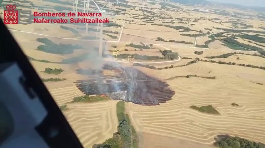 Incendie entre Artajona et Añorbe. Image : pompiers de Navarre
