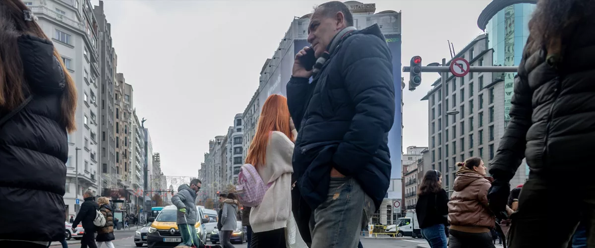 (Foto de ARCHIVO)

Varias personas en Gran Vía, a 14 de diciembre de 2024, en Madrid (España).



Ricardo Rubio / Europa Press

14 DICIEMBRE 2024;RECURSOS;GRAN VÍA;CALLE;GENTE;PERSONAS;PASEO

14/12/2024