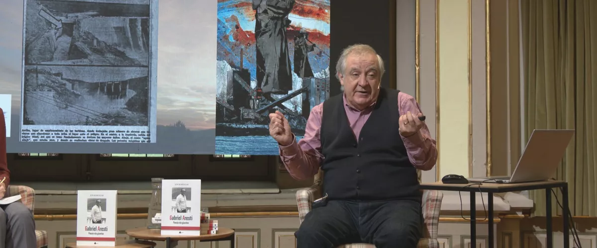 Jon Kortazarrek "Gabriel Aresti. Poesia eta gizartea" liburua idatzi du