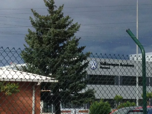 Volkswagenek Landabenen (Nafarroa) duen lantegia. EiTB