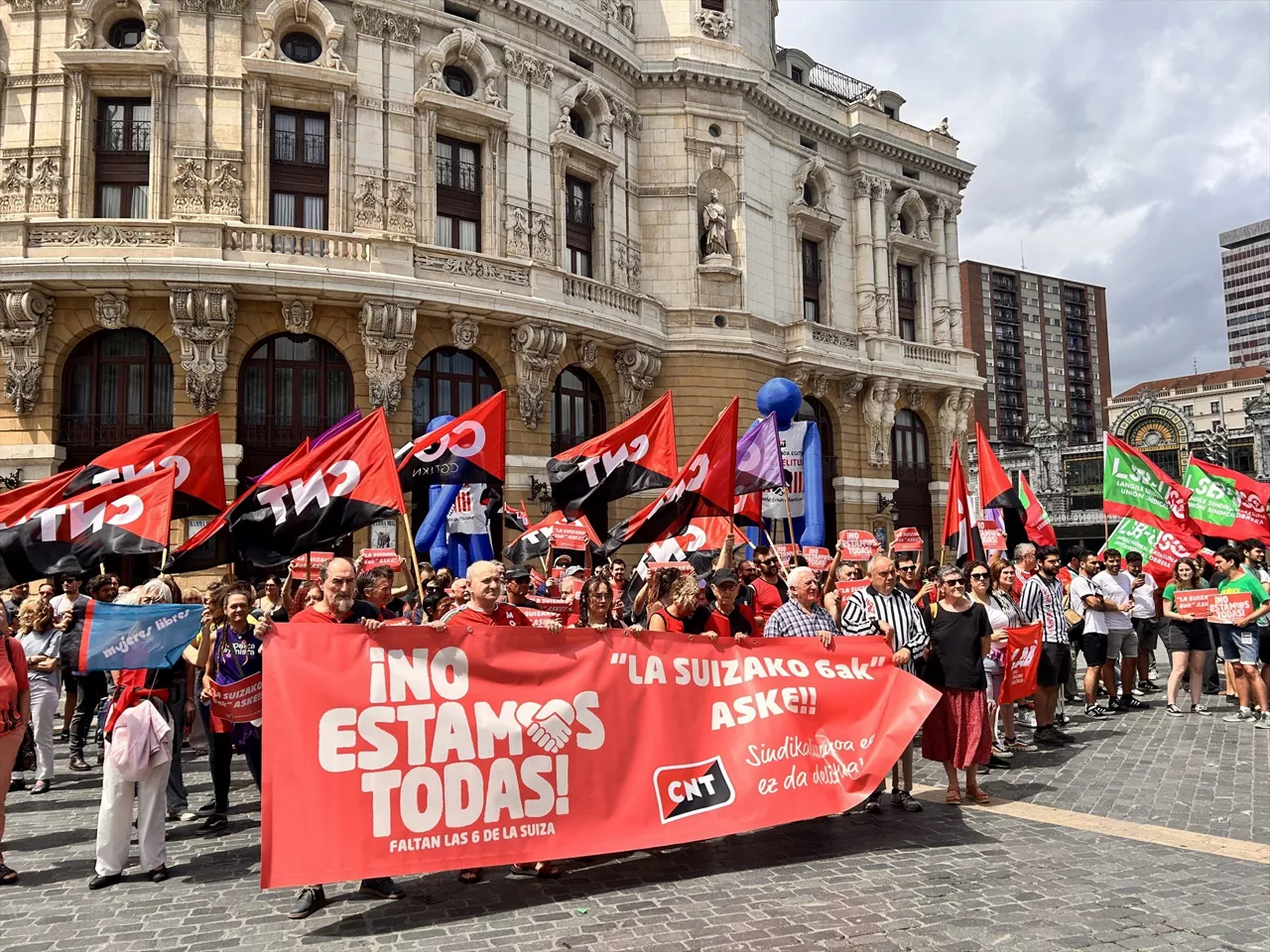 Concentración en Bilbao en apoyo a 'Las 6 de La Suiza'



REMITIDA / HANDOUT por CNT SIDIKATUA

Fotografía remitida a medios de comunicación exclusivamente para ilustrar la noticia a la que hace referencia la imagen, y citando la procedencia de la imagen en la firma

19/7/2025