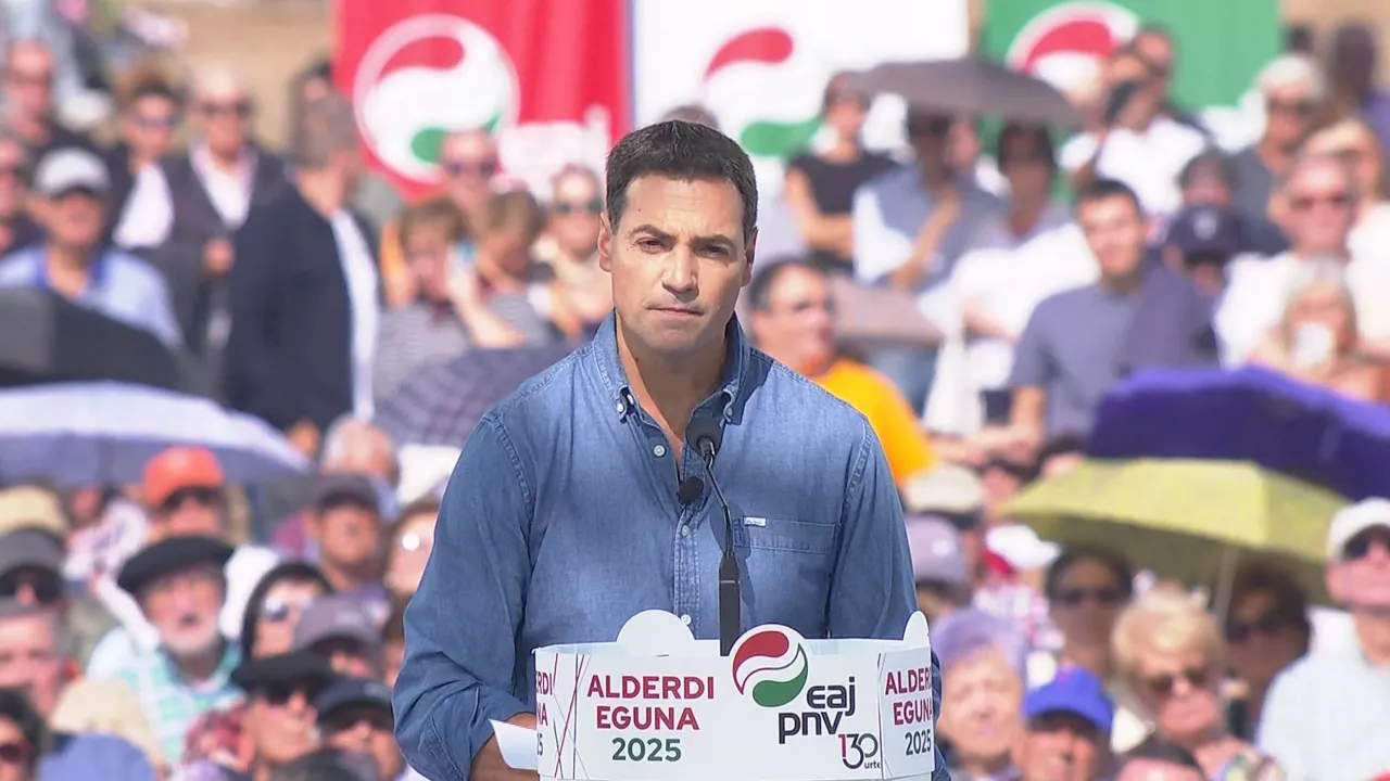 El lehendakari aboga por fortalecer el Autogobierno y trabajar por cada una de las competencias pendientes