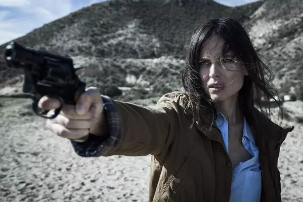 "Lejos del mar", de Imanol Uribe, será una de las películas en cartelera en esos días.