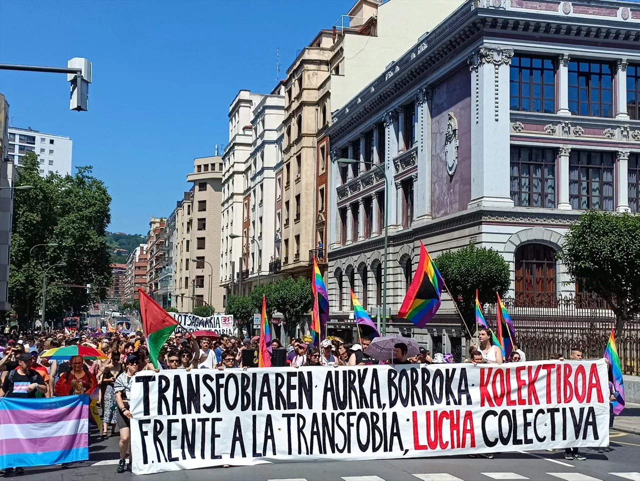 Marcha del Día del Orgullo en Bilbao.



EUROPA PRESS

28/6/2025