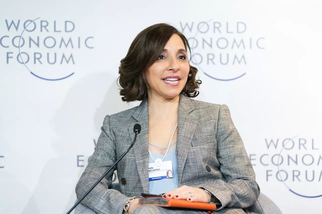 Linda Yaccarino, Chairman, Advertising and Partnerships, NBCUniversal, USA capture during the Session "Building Digital Networks of Tomorrow" at the Annual Meeting 2019 of the World Economic Forum in Davos, January 23, 2019.  Congress Centre - Jakobshorn
Copyright by World Economic Forum / Sikarin Fon Thanachaiary