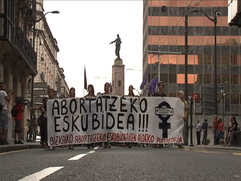 MAM-eko argazkia: manifestazioa-abortoa_