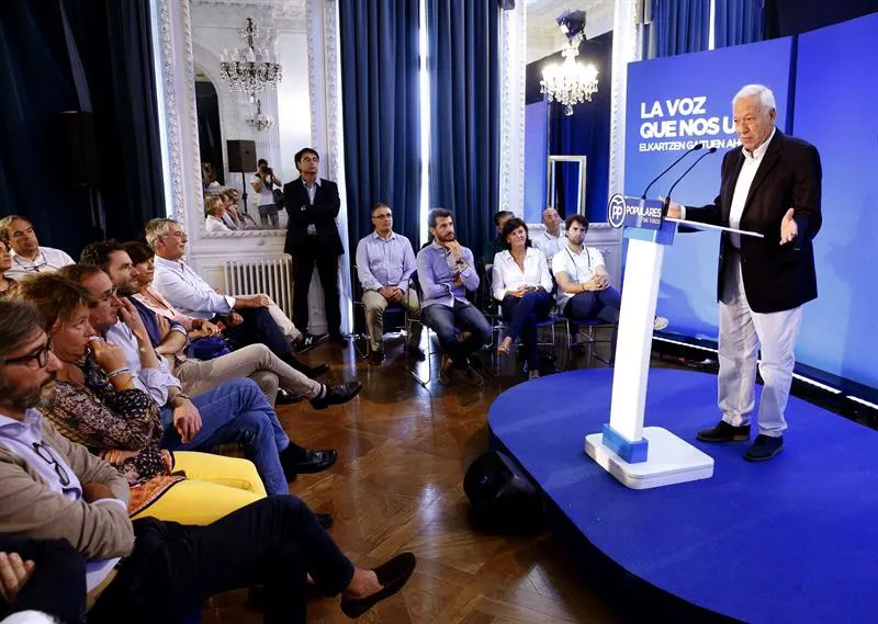 El ministro de Asuntos Exteriores en funciones, José Manuel García Margallo, em Donostia. EFE