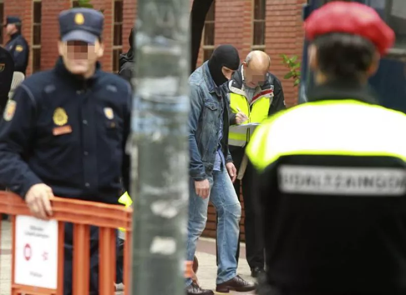 La Policía Nacional reconstruyó la carga de la Ertzaintza que mató a Iñigo Cabacas. EFE