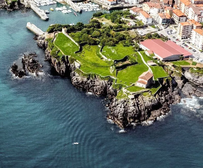 Inguru ederrean gauzatuko dira jaialdiko kontzertuak.