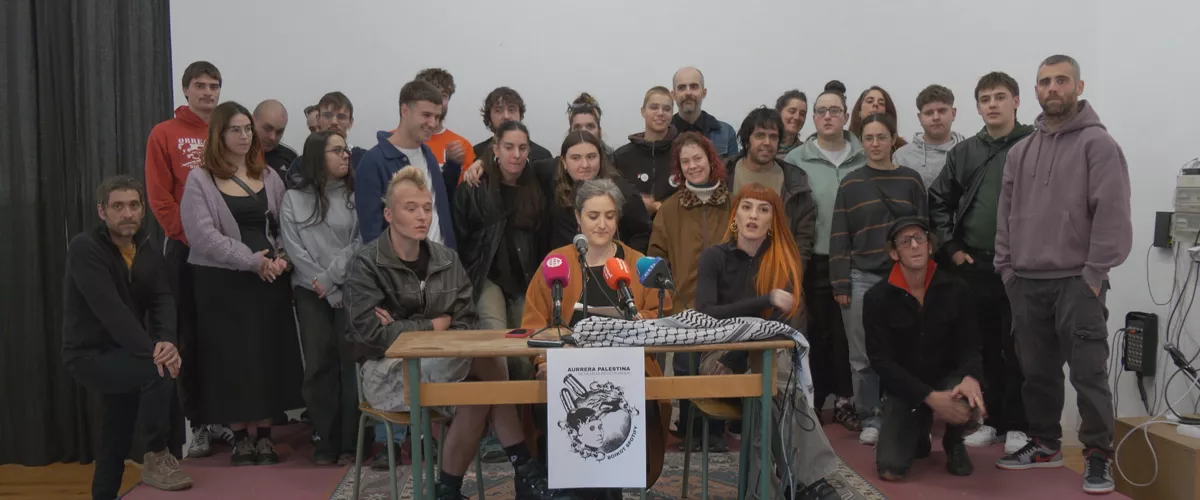 Musikariak Palestinarekin ekimenaren prentsaurrekoa Iruñean