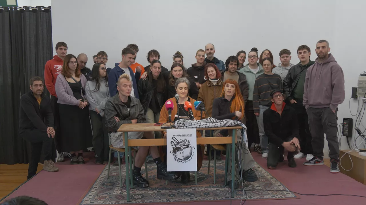 Musikariak Palestinarekin ekimenaren prentsaurrekoa Iruñean