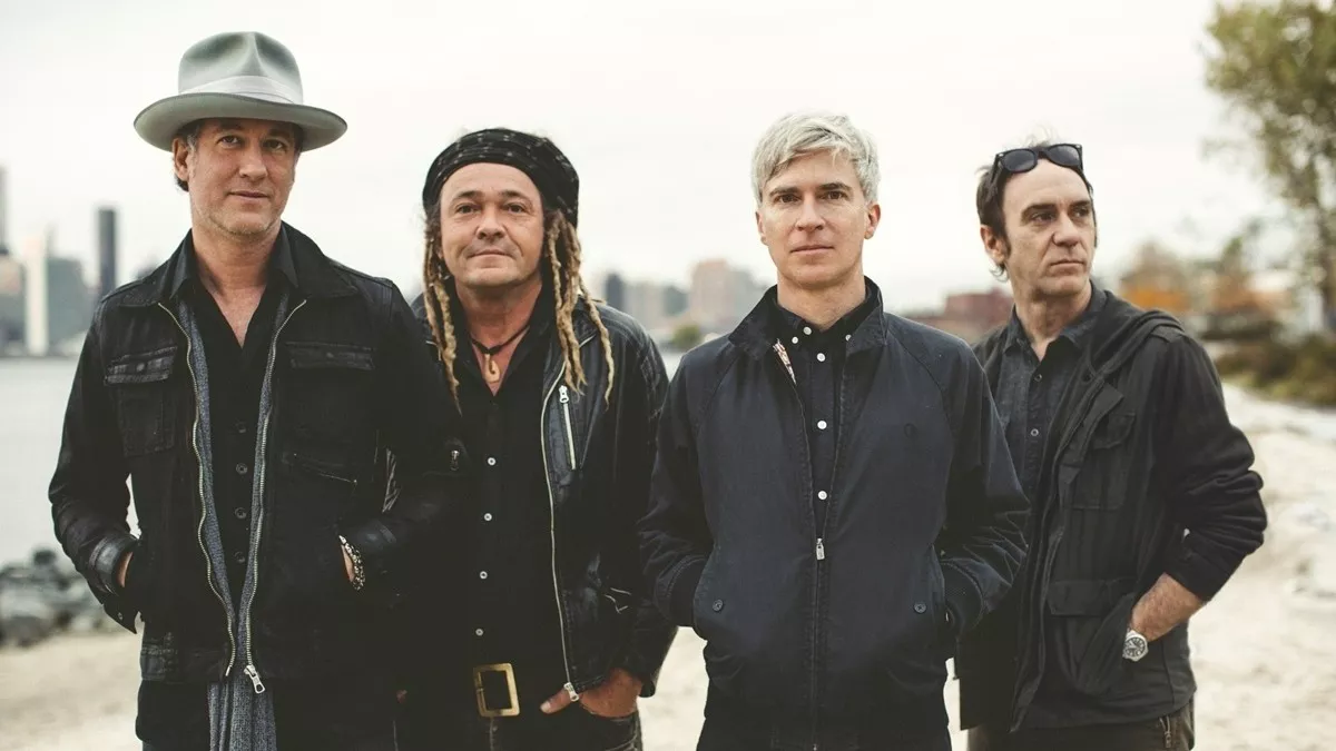 NAda Surf