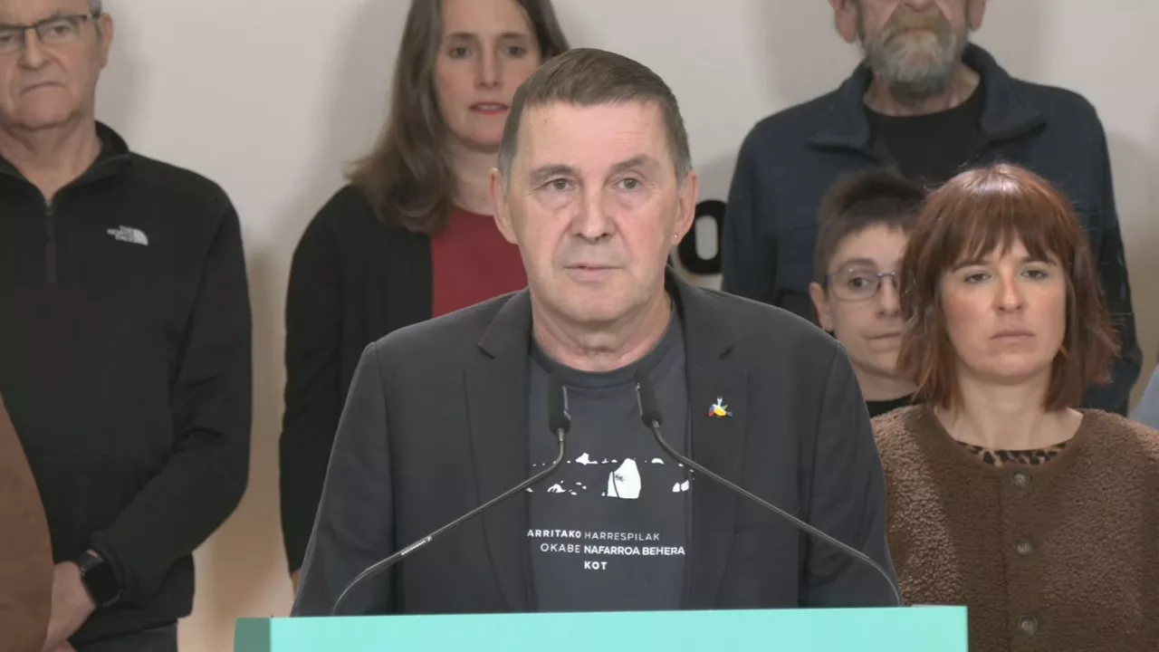 Otegi: “Faxismoari aurre egiten zaio herria antolatuz, mobilizatuz eta martxan jarriz”