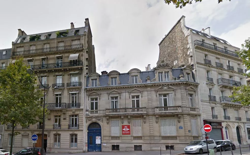 EAJk irailaren 20an egingo du lehen ekitaldi ofiziala Parisen