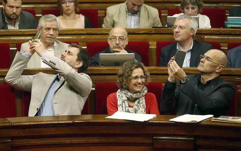 parlamento cataluña katalunia parlamentua EFE
