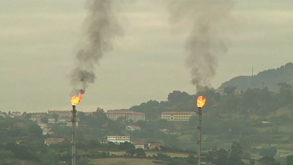 Petronor enpresa Muskizen. Artxiboko argazkia