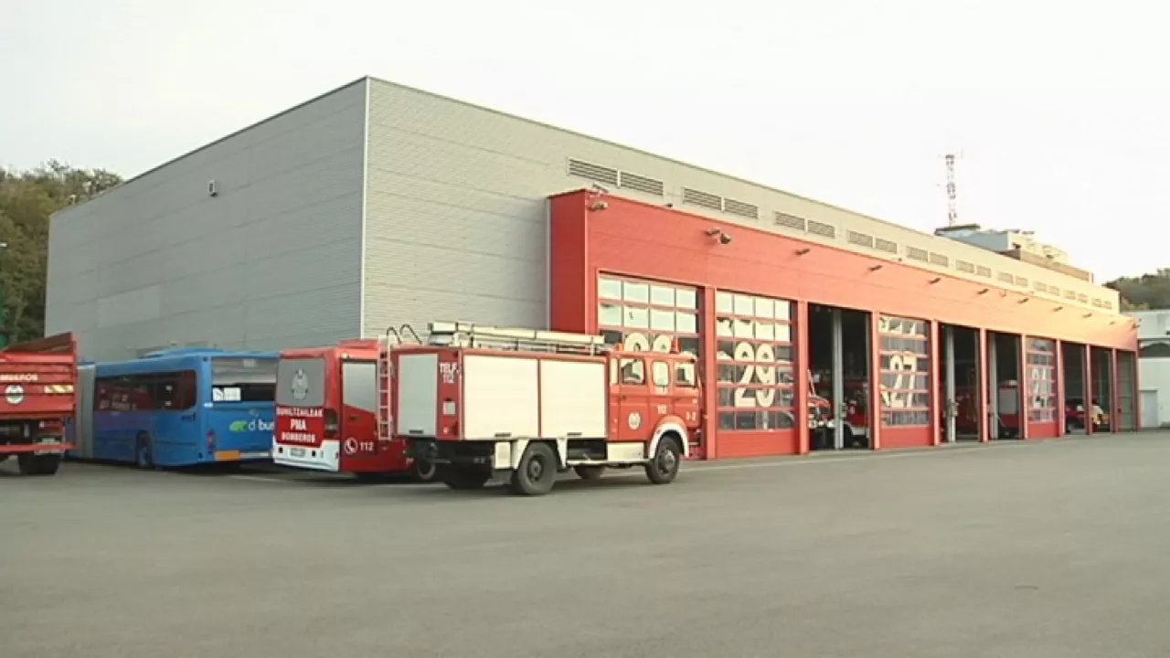 parque de bomberos de san sebastian donostiako suhiltzaileak 