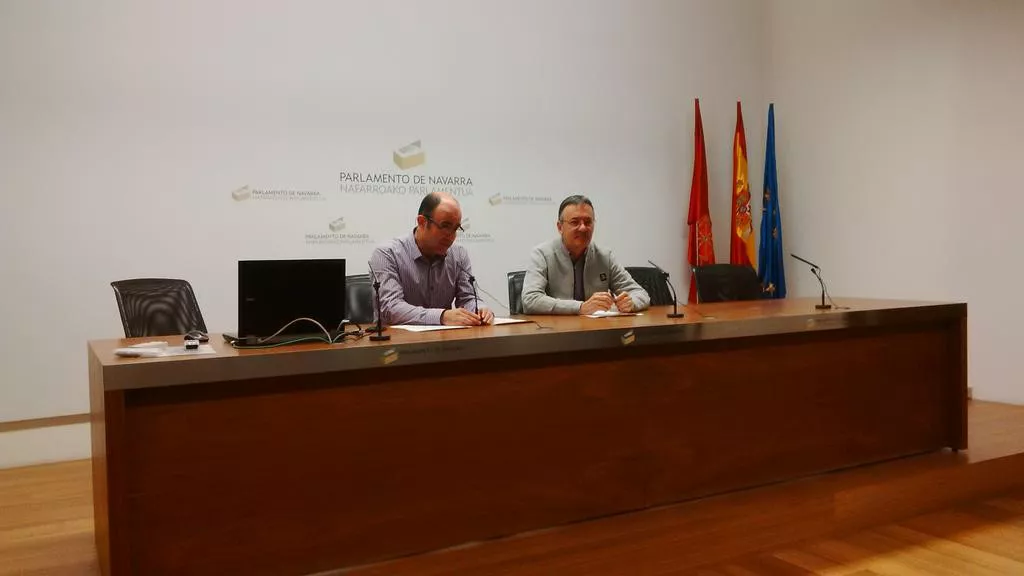 Patxi Leuza y Manu Ayerdi, durante la rueda de prensa de Geroa Bai.