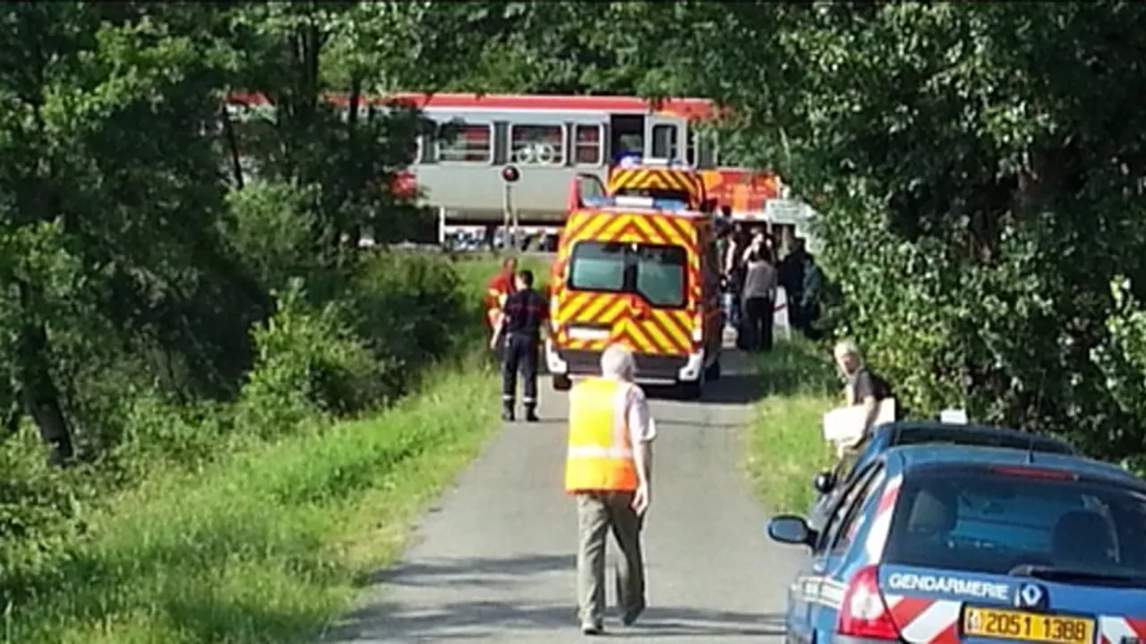 Accidente de tren en Denguin, cerca de Pau. Foto: EiTB
