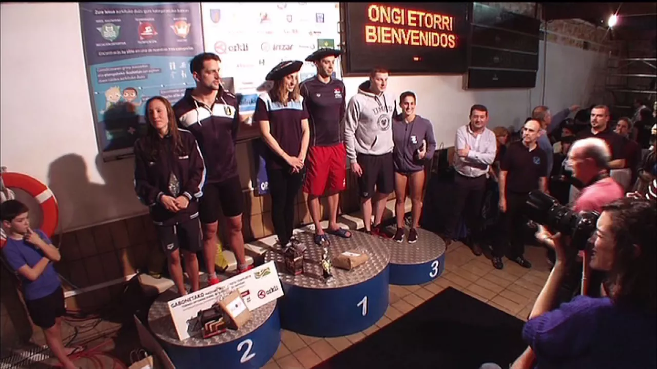podium-torneo-internacional-navidad-natacion_