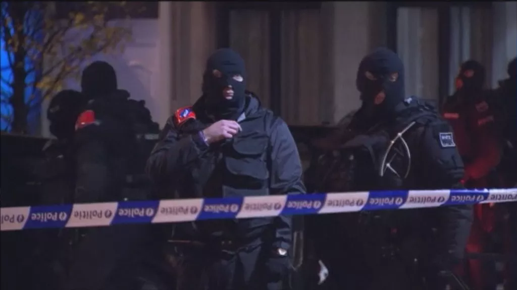 MAM-eko argazkia: policia-bruselas_