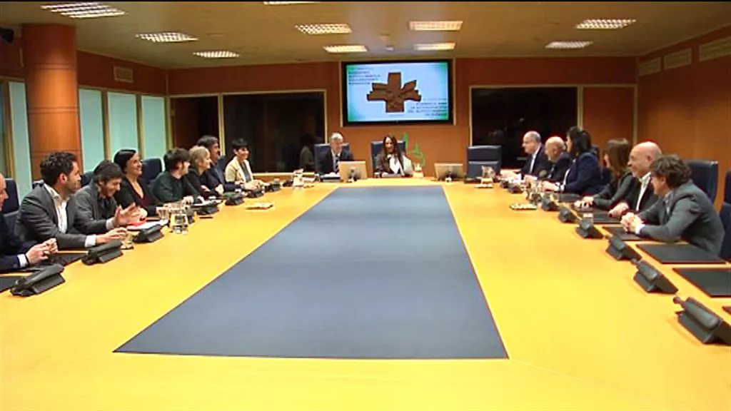 Imagen de la Ponencia de Autogobierno extraída de un vídeo de ETB.