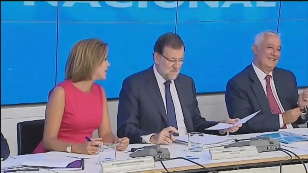 María Dolores de Cospedal, Mariano Rajoy y Javier Arenas. EiTB