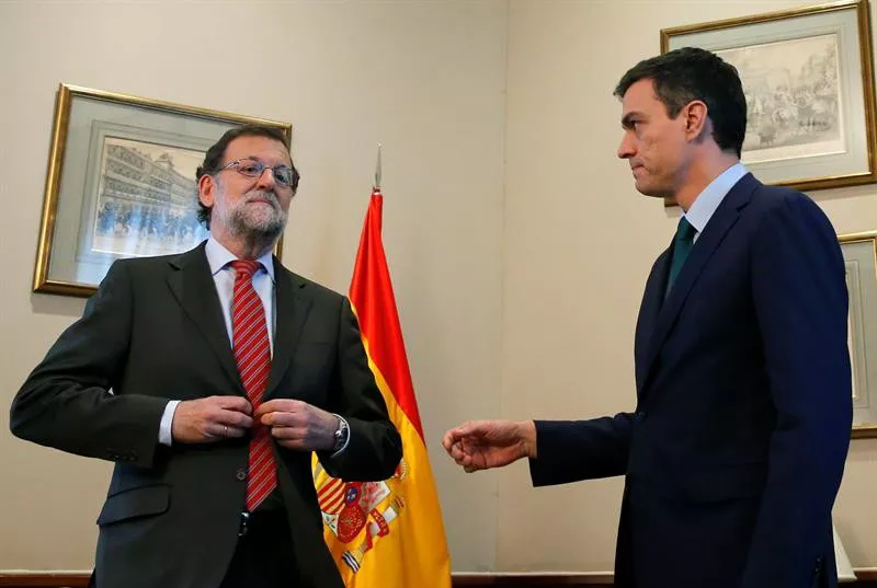 Mariano Rajoy y Pedro Sánchez. EFE
