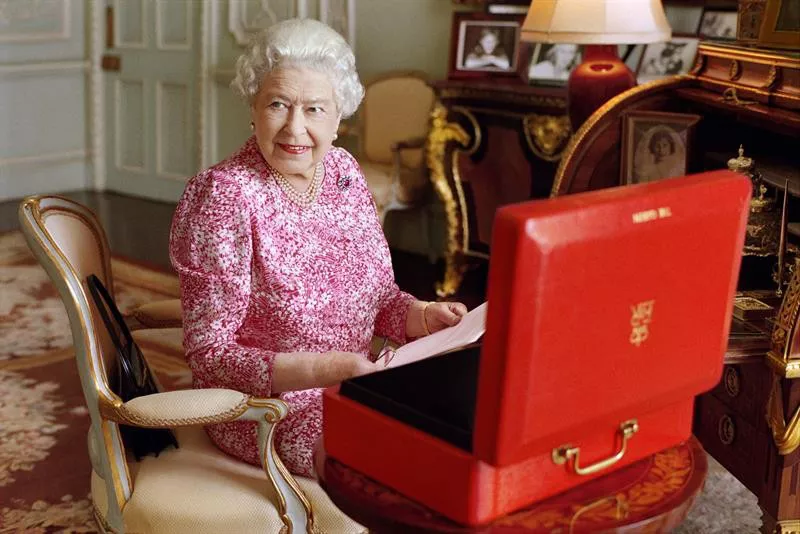 Isabel II.