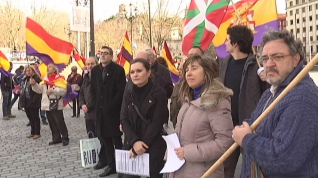 Errepublikaren aldeko protesta bat, Bilbon. EiTB