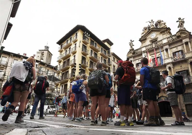 Ambiente festivo en la calle, en Pamplona