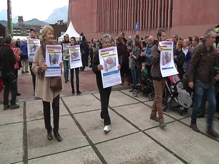 Sareren manifestazio bat, artxiboko irudian. Argazkia: EiTB.