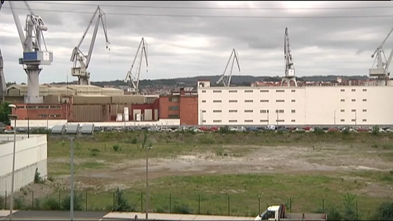 Solar donde se ubicará la nueva planta de Precicast en Sestao.